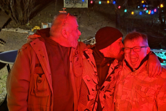 20251205_212616-Gross